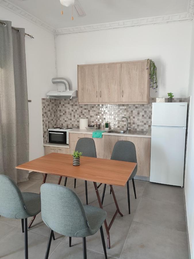 Victory'S House, 3Min Walk To Skala'S Sandy Beach Bagian luar foto